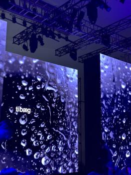 2023 F/W �����м���ũ Ƽ�� ÷���̹���